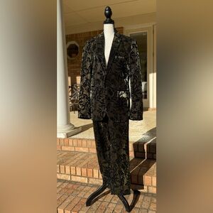 Men’s INC International Concepts Black & Gold Baroque Slim Fit Suit Set Medium